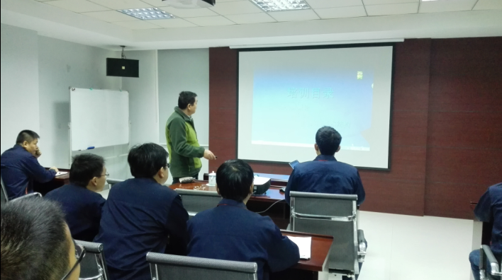 公司着力构建学习型企业，让文化成为企业灵魂