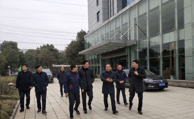 县委副书记顾长荣新年走访成人抖音下载 县委副书记顾长荣新年走访成人抖音下载